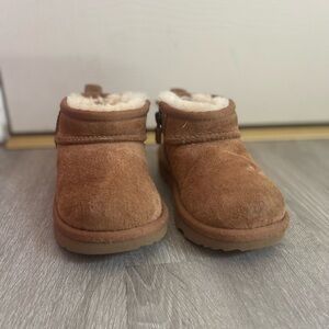 Toddler Uggs